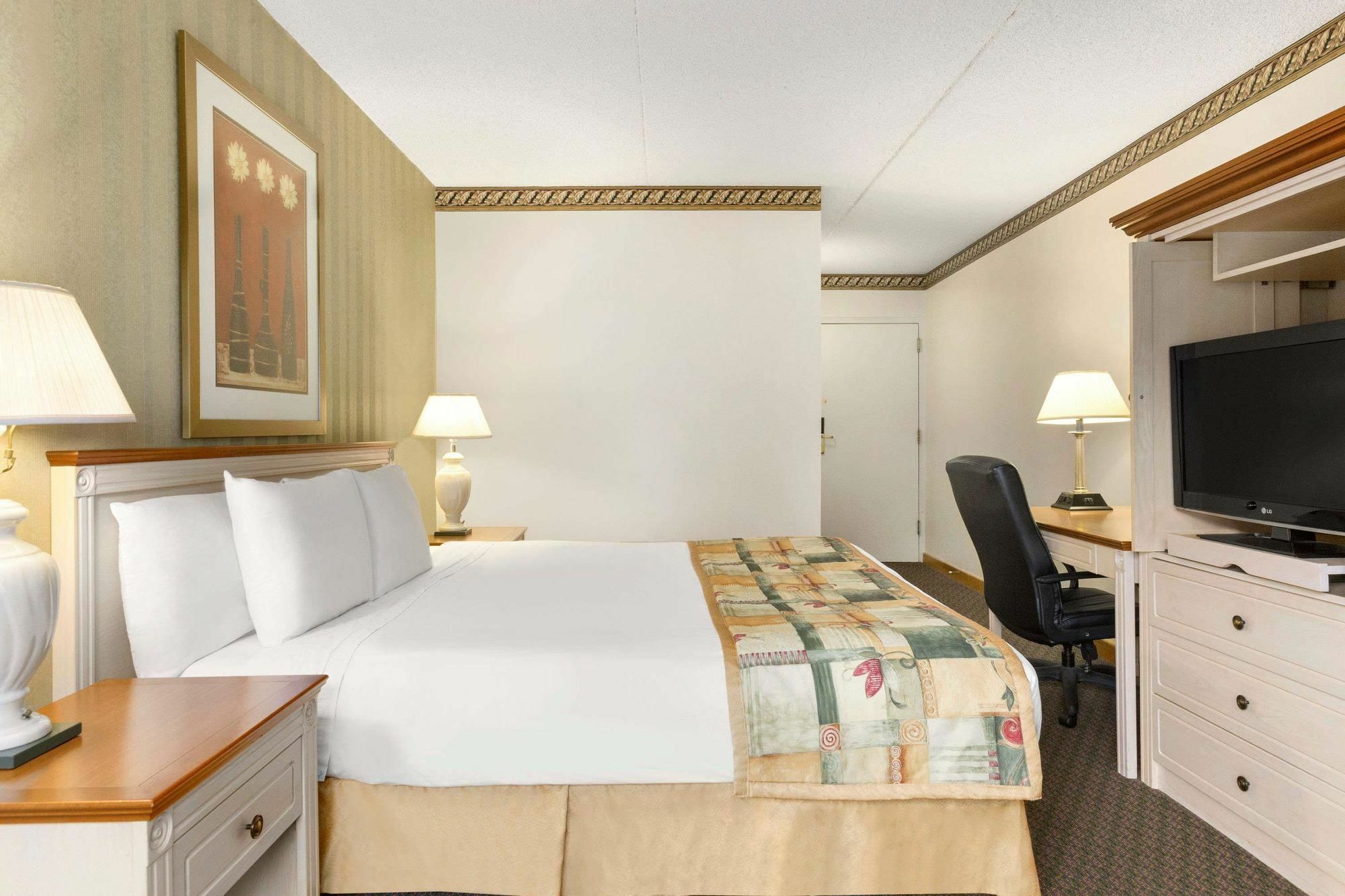 Travelodge By Wyndham Owen Sound On מראה חיצוני תמונה